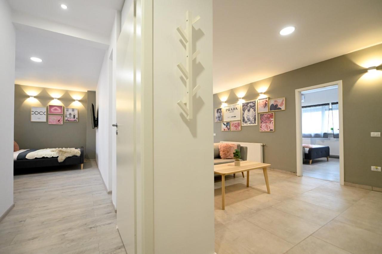 Splendid 2Br Apartment With Breathtaking Views Of Casa Poporului 부쿠레슈티 외부 사진